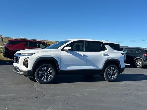 New 2026 Chevrolet Equinox LT w/ LPO, Floor Liner Package image 4