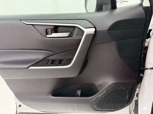 Used 2024 Toyota RAV4 XLE image 23
