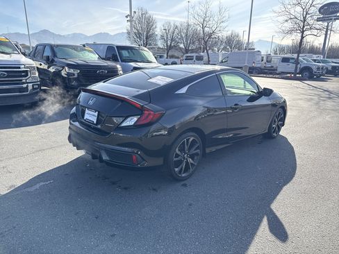 Used 2019 Honda Civic Sport image 5