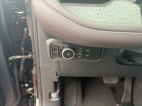 New 2026 Ford Explorer Platinum image 19