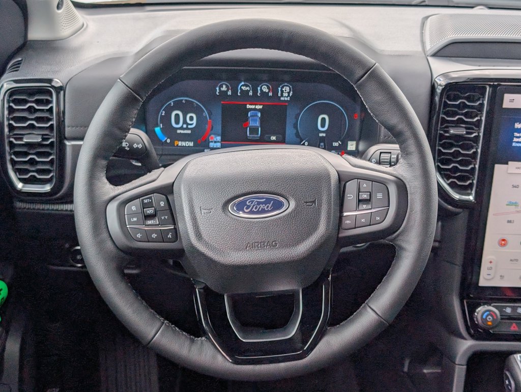 New 2026 Ford Ranger Lariat w/ FX4 Off-Road Package AWD/4WD image 9