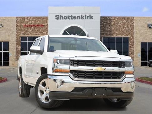 Used 2018 Chevrolet Silverado 1500 LT w/ Texas Edition image 1