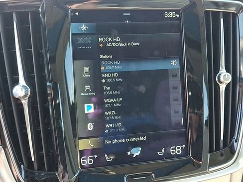 Used 2017 Volvo S90 T6 Inscription w/ Vision Package image 18