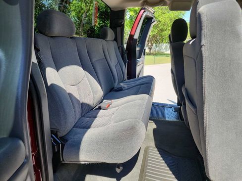 Used 2003 Chevrolet Silverado 2500 LS image 36