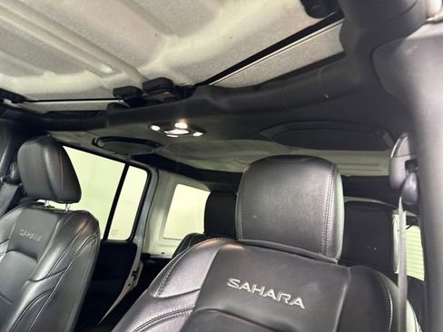 Used 2019 Jeep Wrangler Unlimited Sahara w/ Uconnect 4C Nav & Sound Group image 13