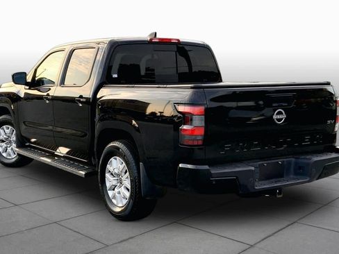 Used 2024 Nissan Frontier SV w/ SV Convenience Package RWD image 11