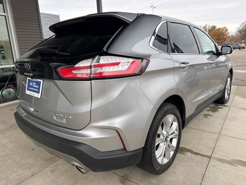 Certified 2021 Ford Edge Titanium image 8