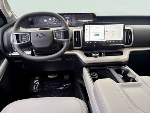 New 2027 Ford Expedition Active RWD image 10