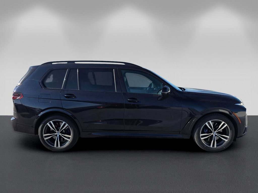 Certified 2025 BMW X7 M60i w/ Climate Comfort Package AWD/4WD image 3