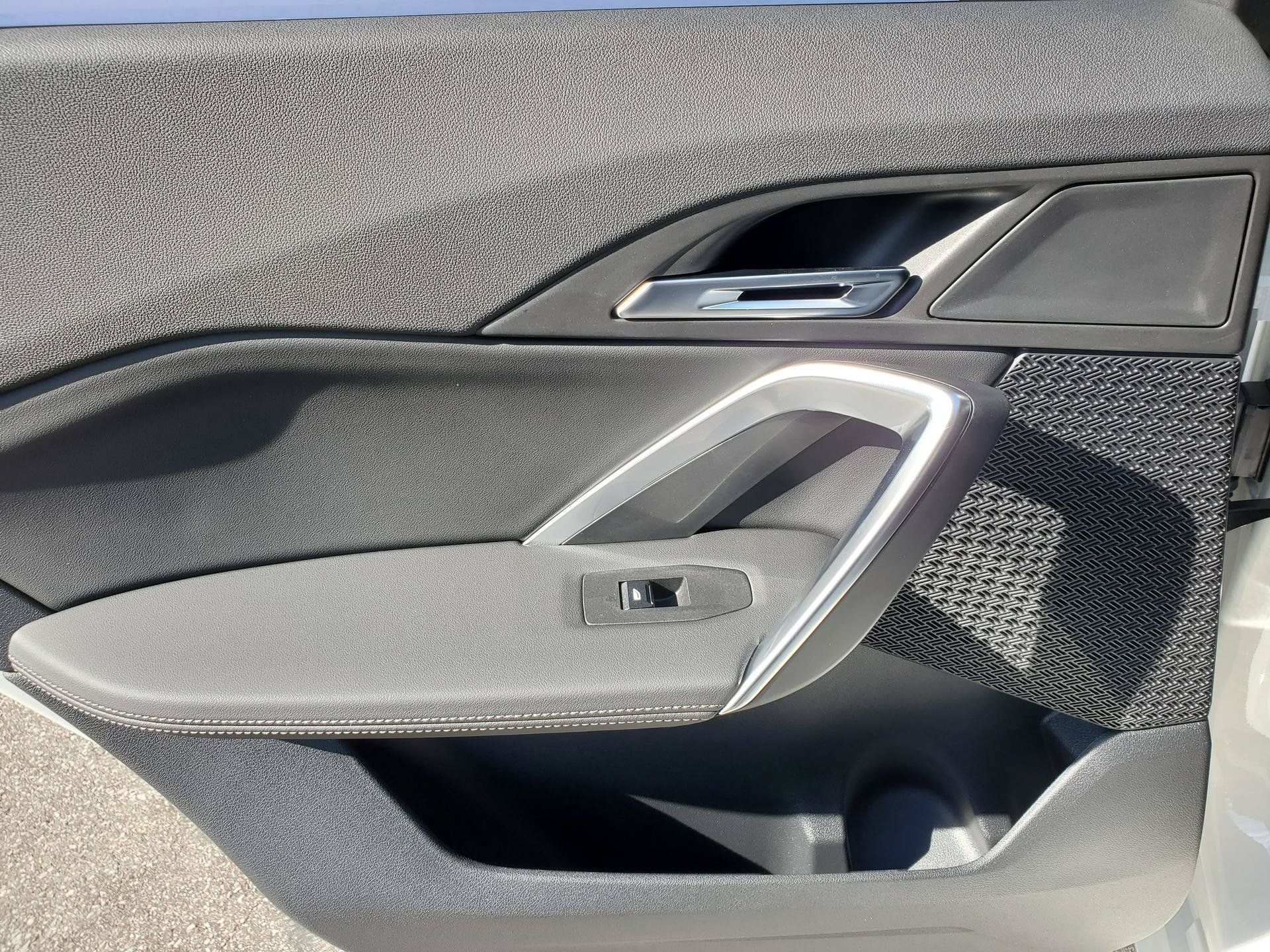 New 2027 BMW X1 xDrive28i AWD/4WD image 13