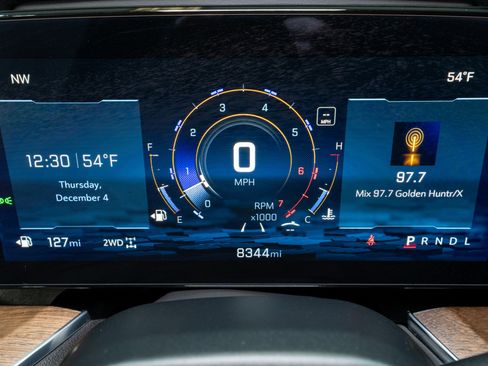 Used 2025 Chevrolet Tahoe High Country image 27