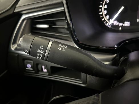 Used 2018 Cadillac XT5 Luxury image 77