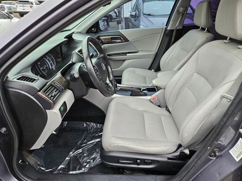 Used 2016 Honda Accord EX-L image 16