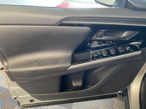 Used 2023 Toyota bZ4X AWD image 18