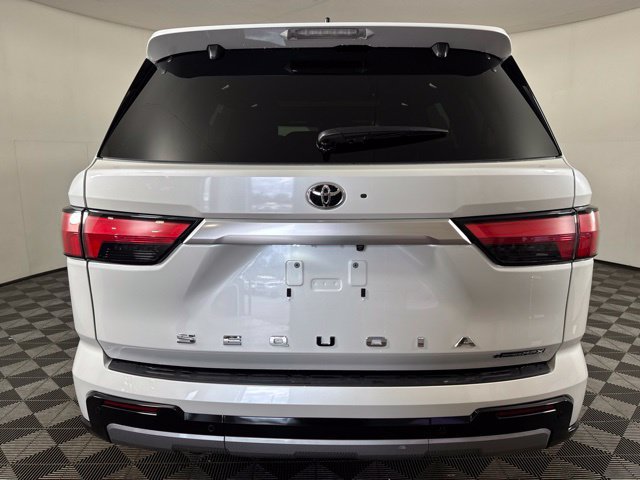 Used 2026 Toyota Sequoia Capstone AWD/4WD image 24