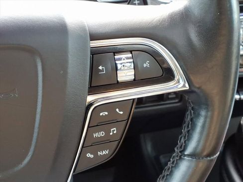 Used 2021 Lincoln Navigator Reserve w/ Luxury Package image 23