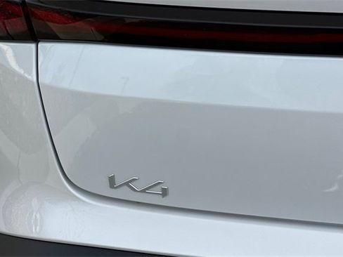 New 2026 Kia K4 LXS image 32