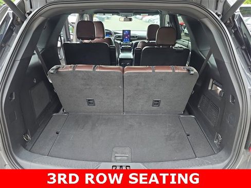 Used 2021 Ford Explorer Platinum w/ Equipment Group 601A image 13