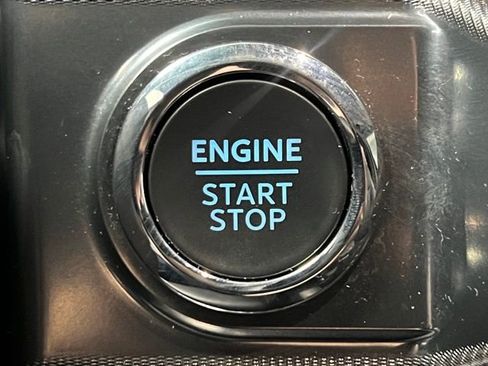 Used 2024 Ford F150 Lariat image 31