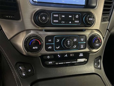 Used 2020 GMC Yukon Denali image 23