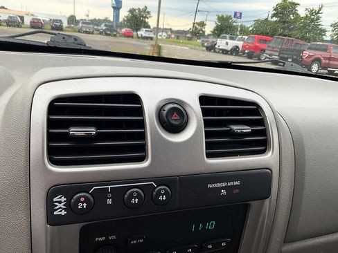 Used 2007 Chevrolet Colorado W/T AWD/4WD image 23