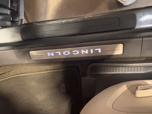 Used 2019 Lincoln Nautilus Select w/ Cargo Utility Package FWD image 28