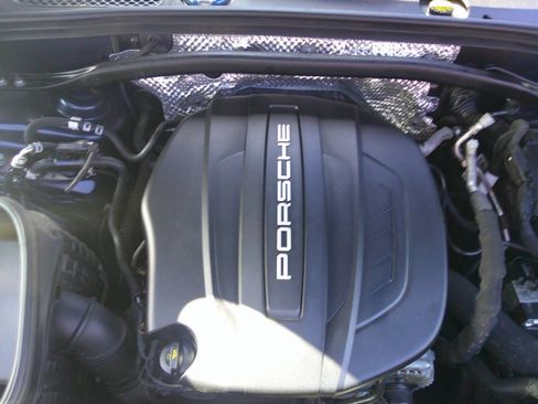 Used 2019 Porsche Macan AWD/4WD image 80