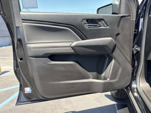 Used 2024 Chevrolet Colorado LT w/ LT Convenience Package RWD image 19