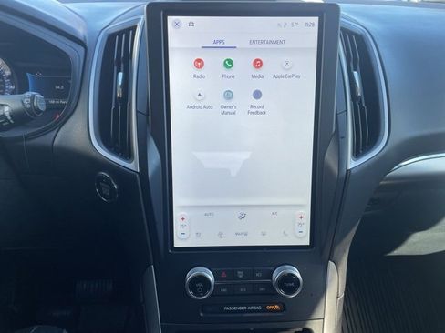 Used 2022 Ford Edge SEL w/ Sport Appearance Package image 4