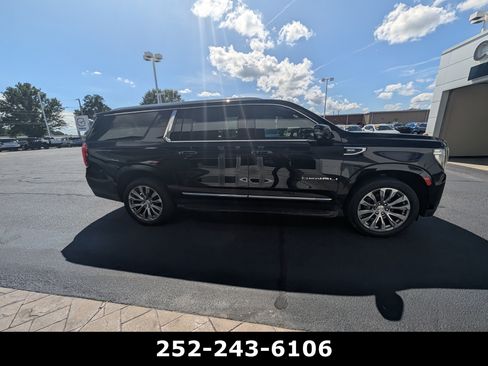 Used 2022 GMC Yukon XL Denali AWD/4WD image 6