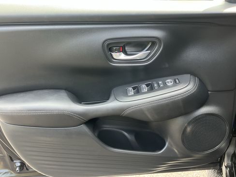 Used 2026 Honda HR-V EX-L image 14