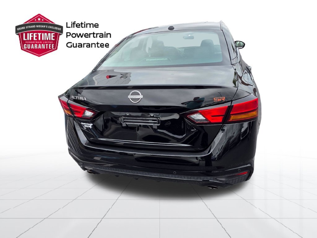 Certified 2025 Nissan Altima 2.5 SR FWD image 10