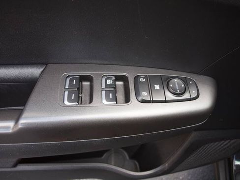 Used 2018 Kia Sportage LX FWD image 8
