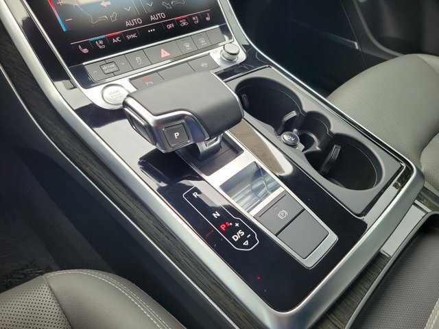 Used 2020 Audi Q8 Premium Plus w/ Premium Plus Package AWD/4WD image 29