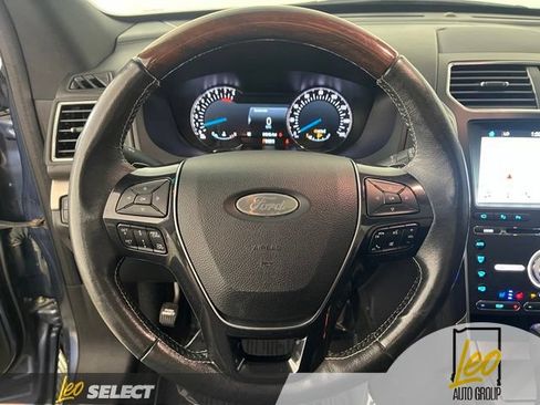 Used 2018 Ford Explorer Platinum AWD/4WD image 15