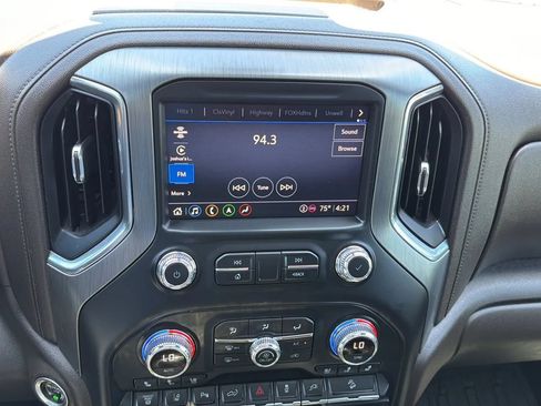 Used 2021 GMC Sierra 2500 Denali w/ Denali Ultimate Package AWD/4WD image 23
