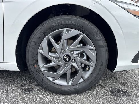 New 2026 Hyundai Elantra Blue image 12