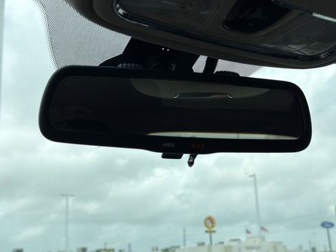 Used 2014 Jeep Cherokee Trailhawk w/ Cold Weather Group image 16