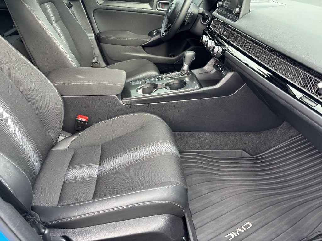 Used 2025 Honda Civic Sport image 30