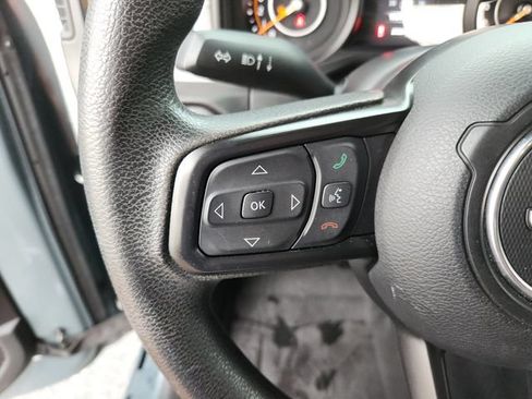Used 2024 Jeep Gladiator Sport AWD/4WD image 32