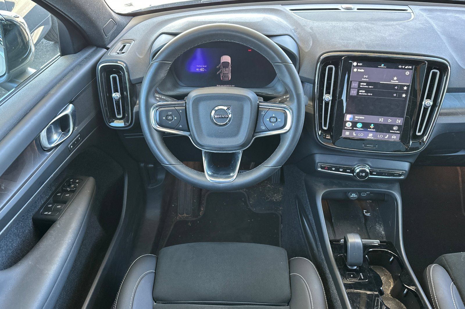 Used 2023 Volvo C40 P8 Recharge Plus AWD/4WD image 17