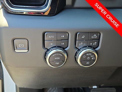 Used 2023 GMC Sierra 1500 Denali Ultimate AWD/4WD image 28