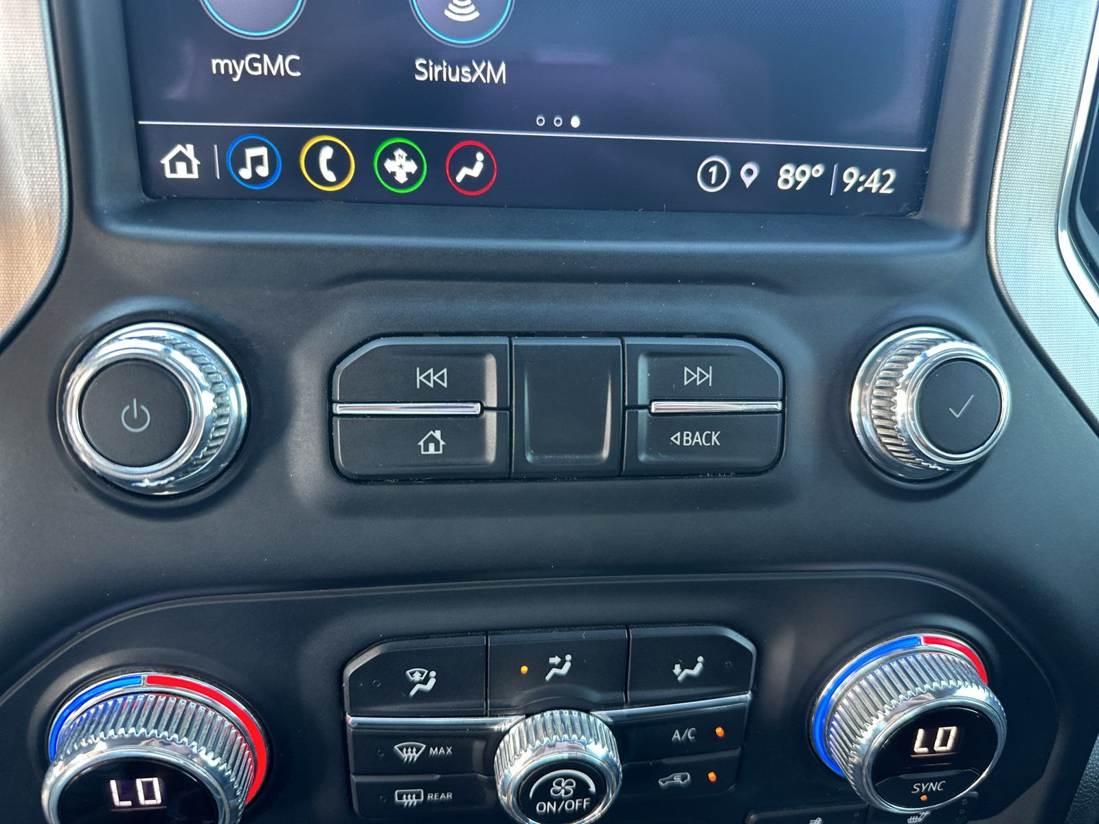 Used 2021 GMC Sierra 1500 Elevation w/ Preferred Package AWD/4WD image 25