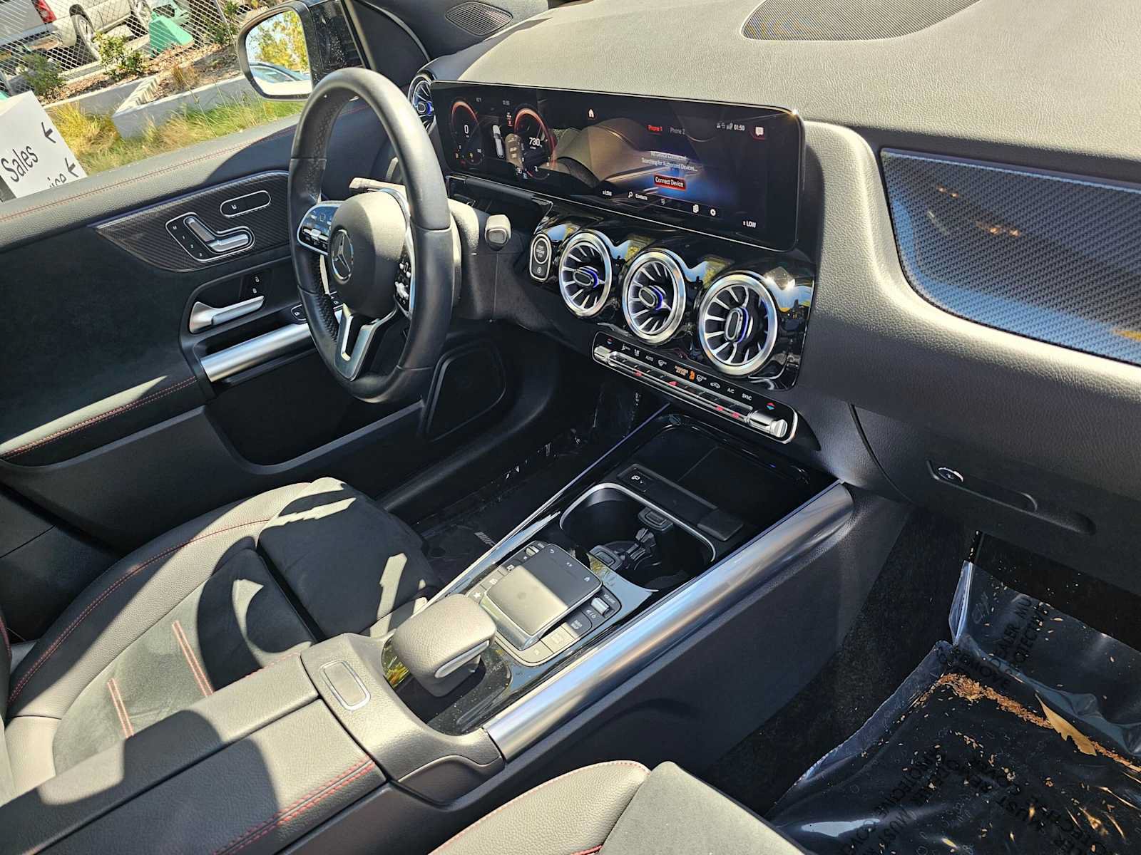Used 2023 Mercedes-Benz GLA 250 4MATIC image 11