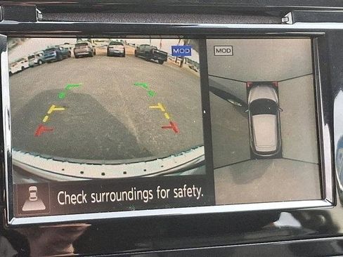 Used 2022 Nissan Rogue Sport SV w/ Technology Package image 18