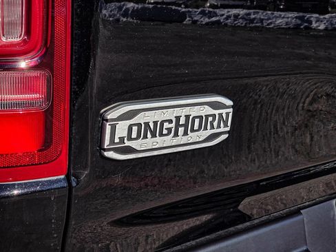 Used 2021 RAM 1500 Limited image 8