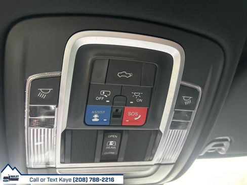 Used 2023 RAM 1500 Laramie image 36