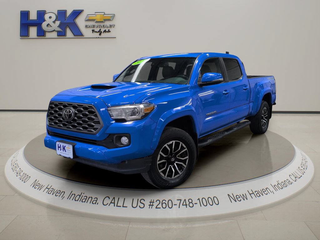 Used 2020 Toyota Tacoma TRD Sport AWD/4WD image 3