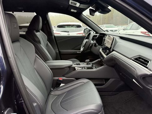 Used 2026 Lexus TX 500h AWD image 15