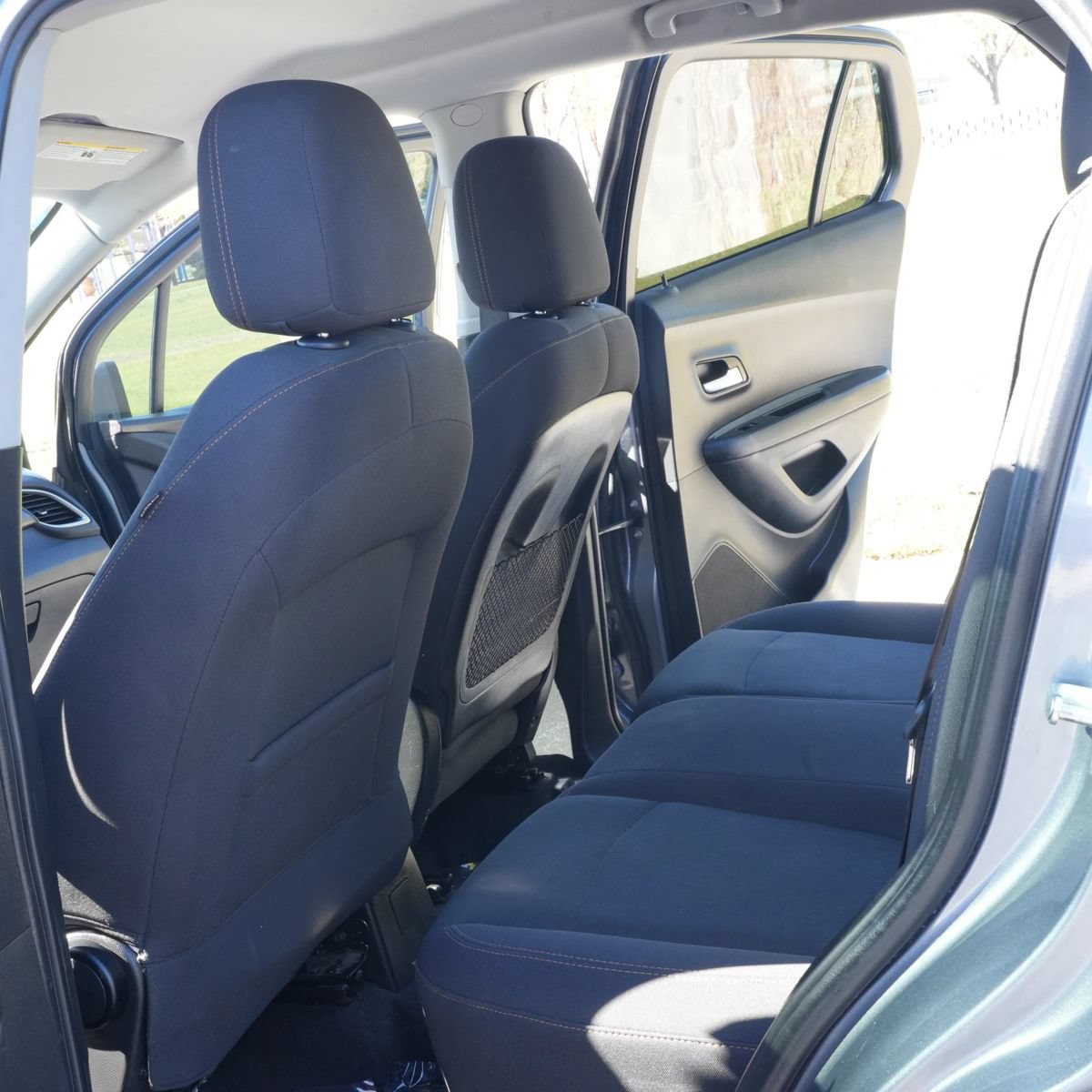 Used 2020 Chevrolet Trax LS FWD image 7